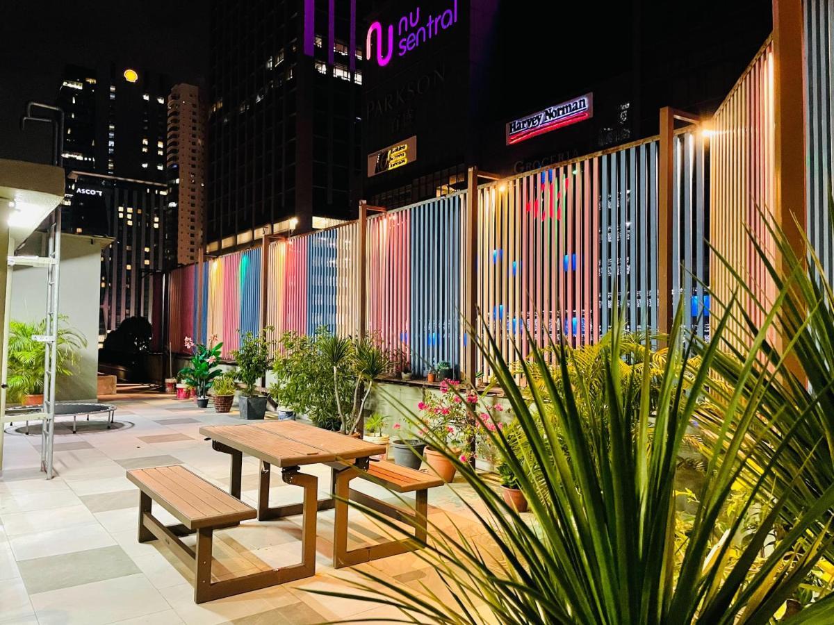 Essy Hotel Kl Sentral Kuala Lumpur Exterior photo
